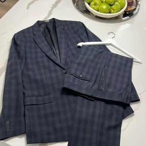 Banana republic men’s suits